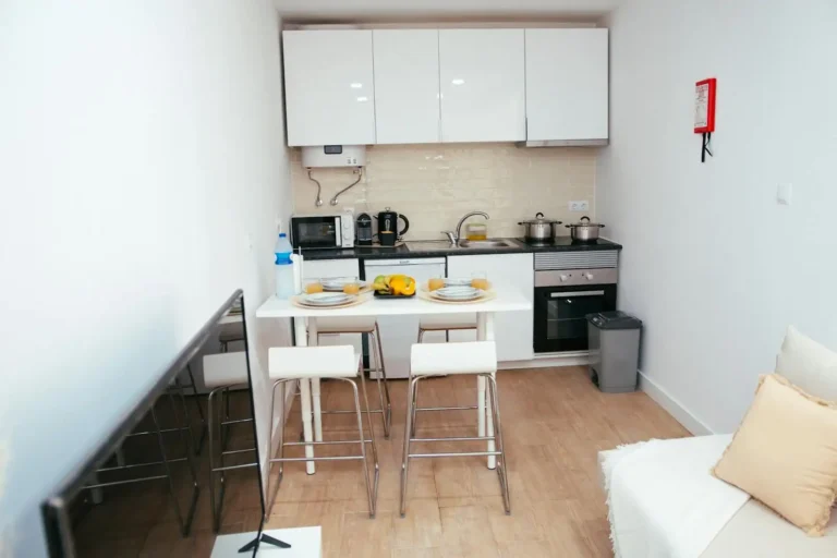 Idée cuisine ouverte petit espace : le guide complet pour un aménagement malin