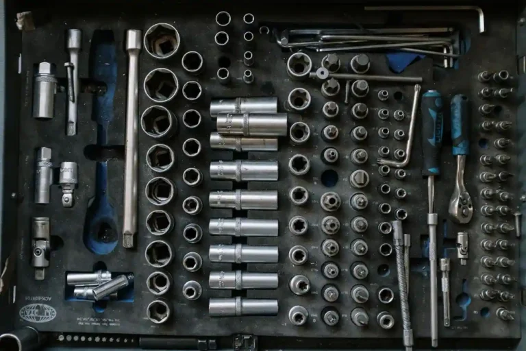 Outillage Facom : guide d&rsquo;achat pour choisir les bons outils
