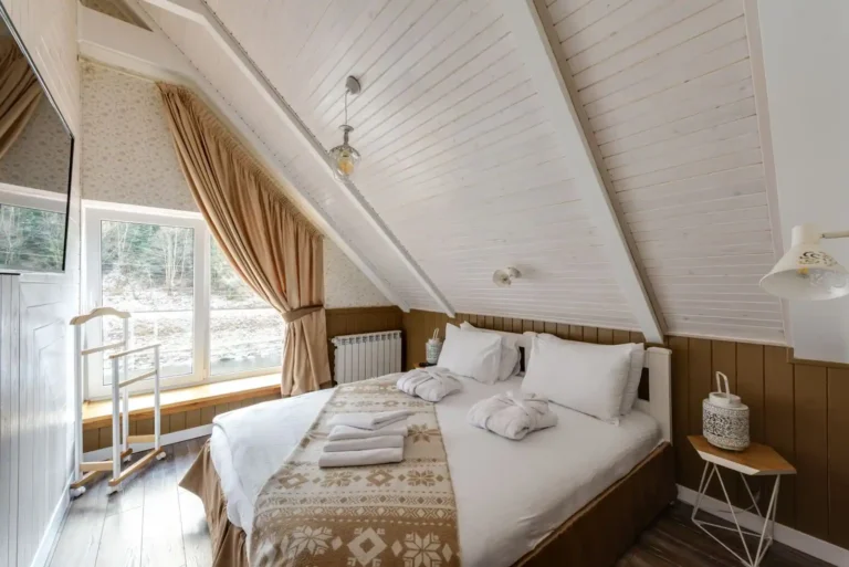 Chambre mansardée : aménager les combles sans perdre d&rsquo;espace