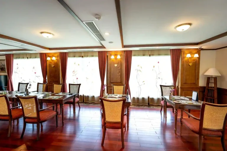 Aménagement intérieur restaurant : bien penser l&rsquo;espace
