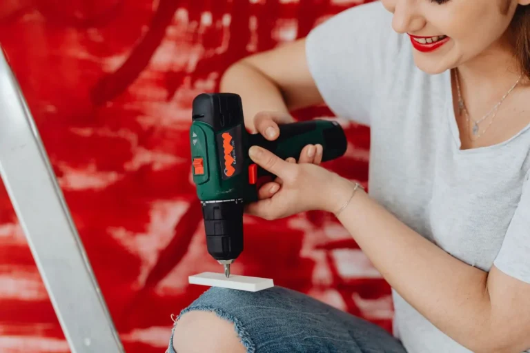 Bricolage facile à faire à la maison : par où commencer quand on débute